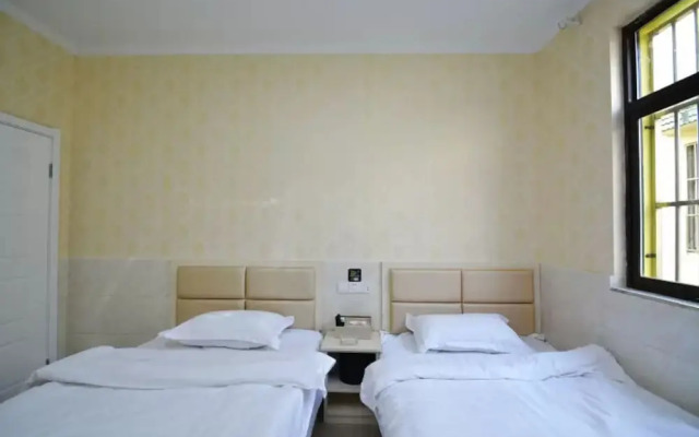 LuHuai Hotel