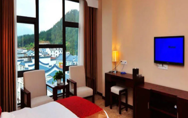 Guoshun Holiday Hotel