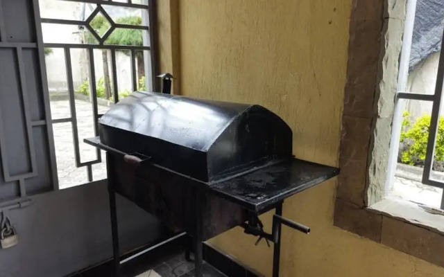Lux Suites Weavers Haven Guest House