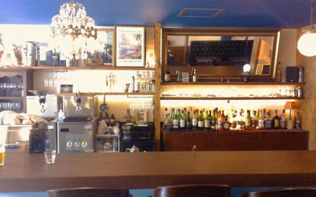 DJANGO Hostel & Lounge