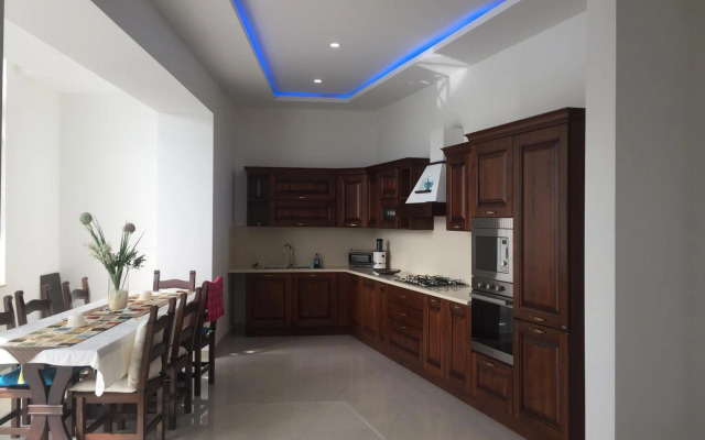 Newly furnished appt in Gozo