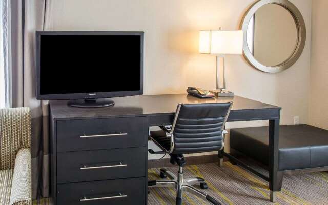 Comfort Suites Miami Airport North