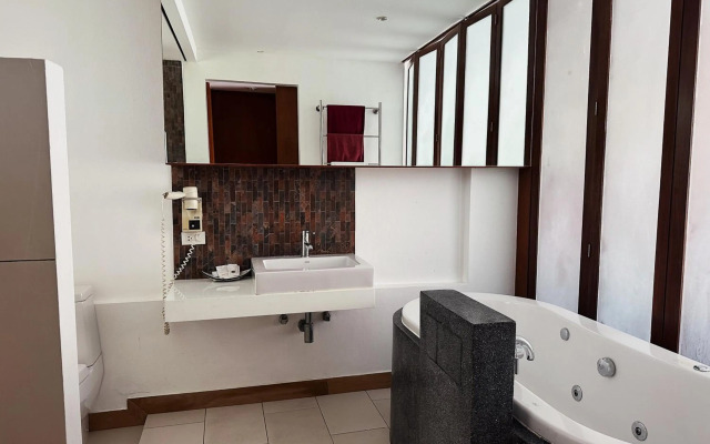 Samui Mekkala Resort