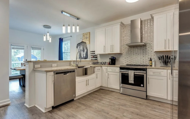 Elegant Atlanta Home - Self Check-in