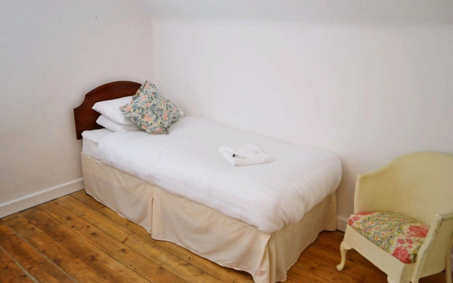 Shelley Guest House