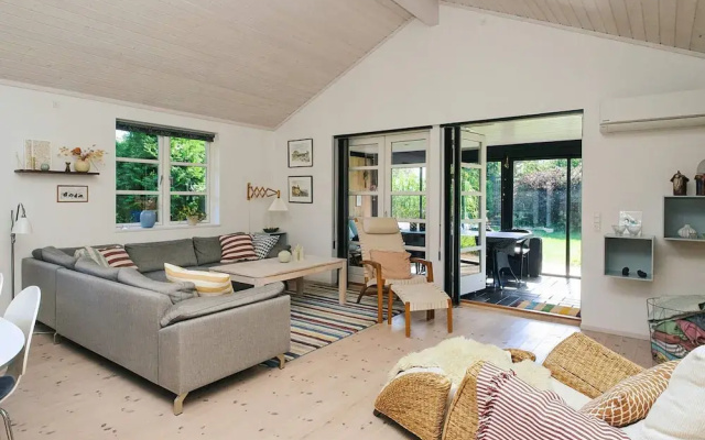 4 Star Holiday Home in