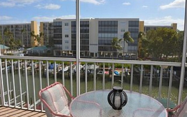 Royal Pelican #312 by Coastal Vacation Properties
