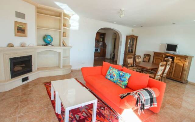 Mimo - sea view villa with private pool in Moraira-Teulada