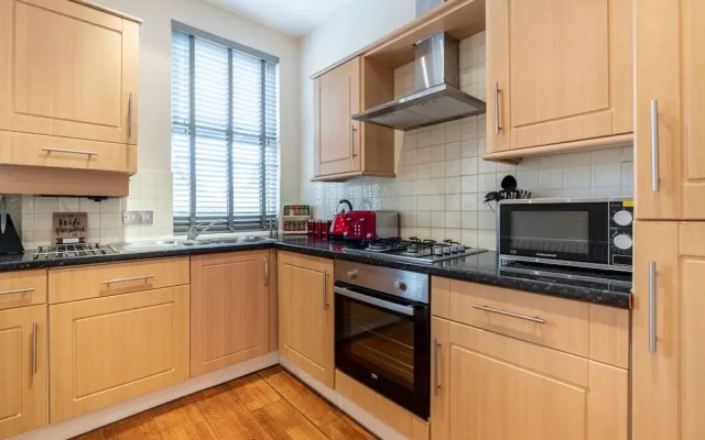 9B St Marks Road