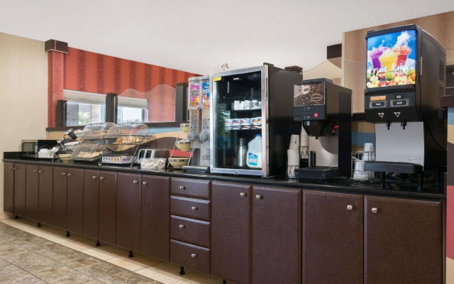 Quality Inn & Suites Mankato East
