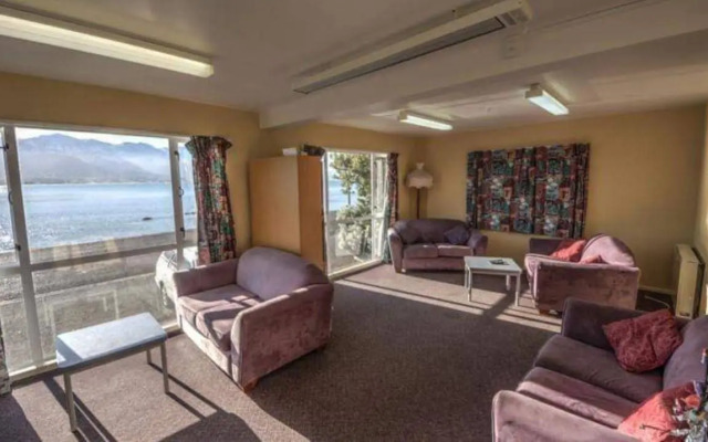 Kaikoura Seaside Lodge