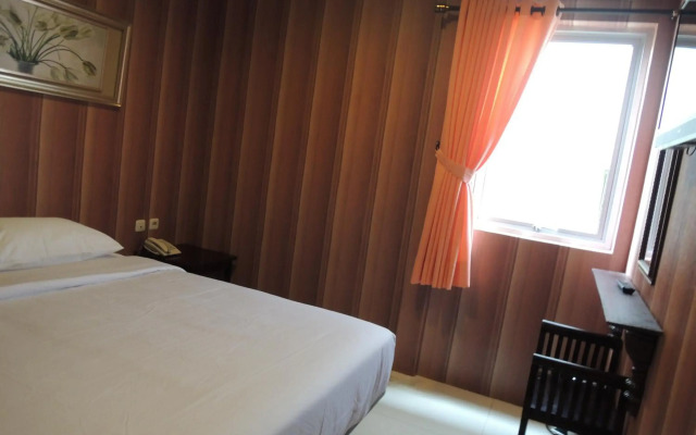 Twins Hotel Manggadua