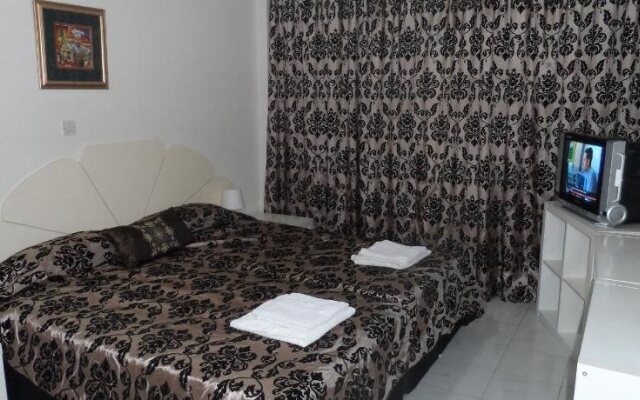 Geotanya Apartments