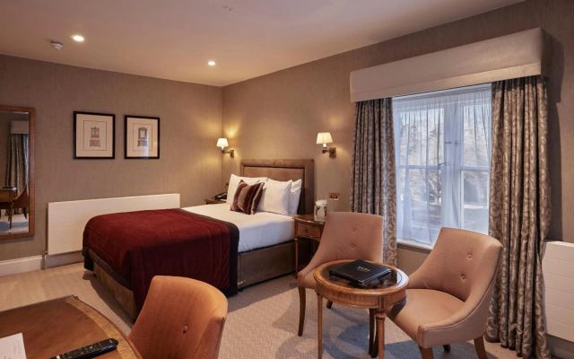 Wivenhoe House Hotel