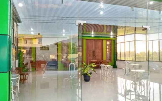 Hotel Azizyah 99 Syariah Bukittinggi