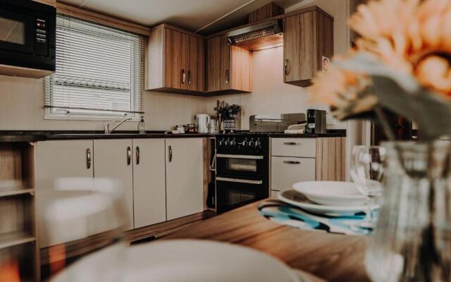 Cosy Caravan Craig Tara
