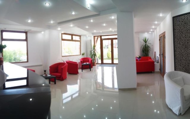 Hotel Otopeni
