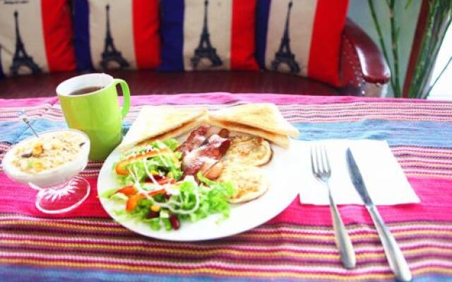 Yangshuo Li Meng Xiao Shu