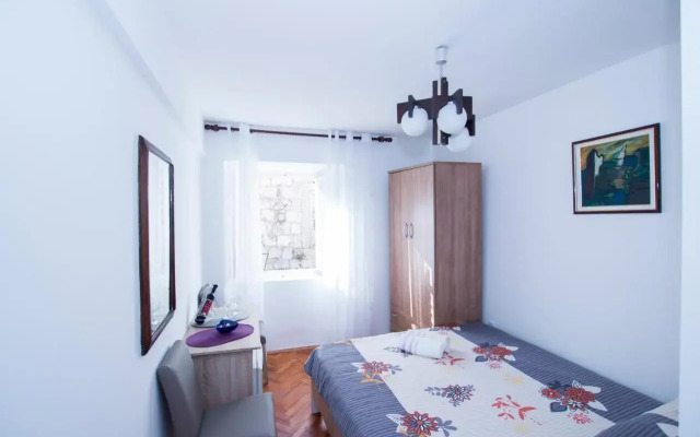 Rooms Megi