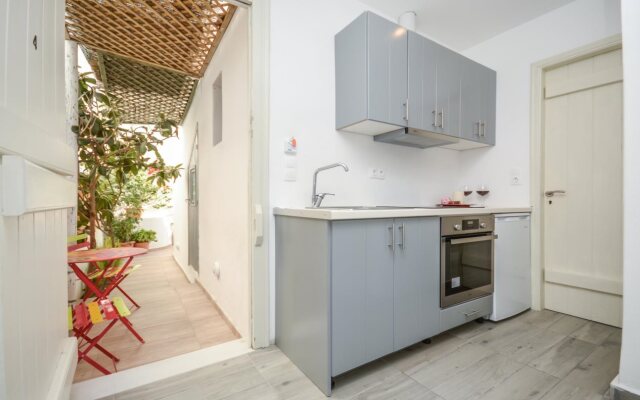 Depis Apartments & Suites