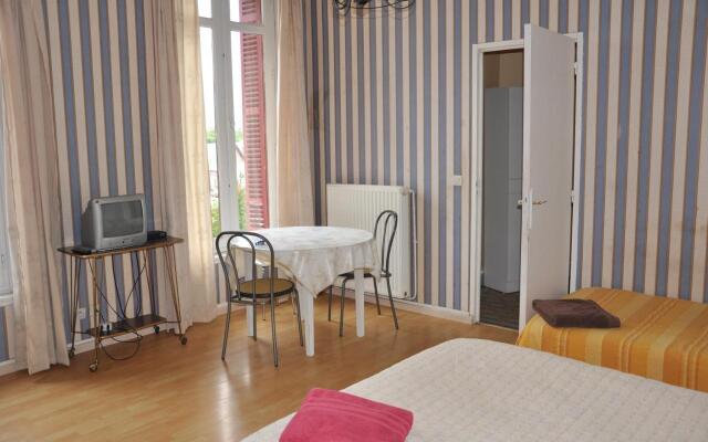 Château De La Croix Bizet