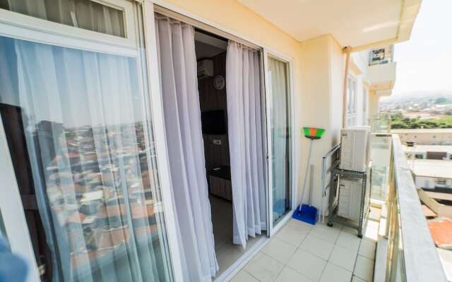 Modern @ Gateway Pasteur Apartment near Pasteur Exit Toll