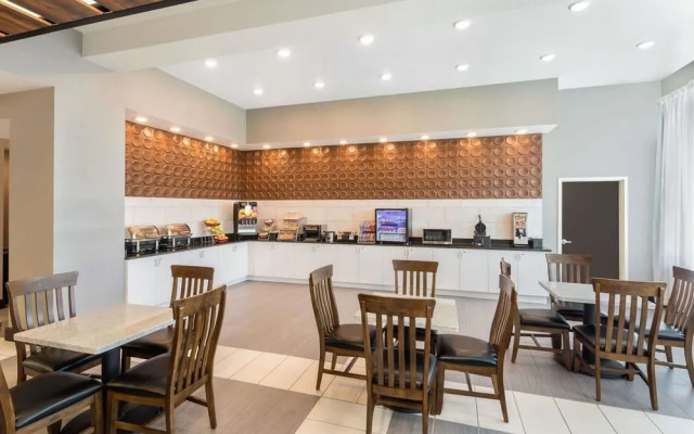 Wingate By Wyndham Asheville Airport