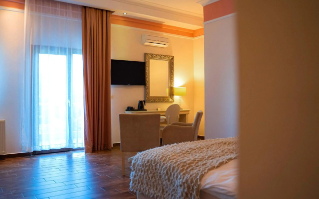 Enastron View Hotel