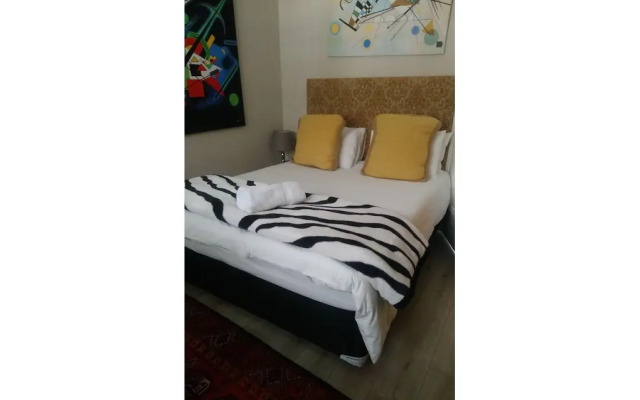 Bed and Breakfast on Melrose
