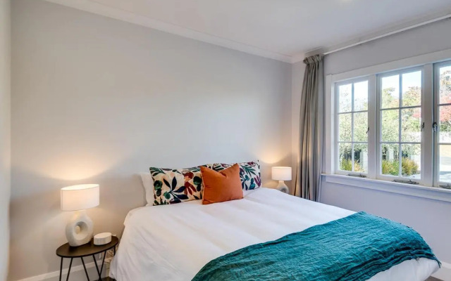 Gem on Gillean - Havelock North Holiday Home