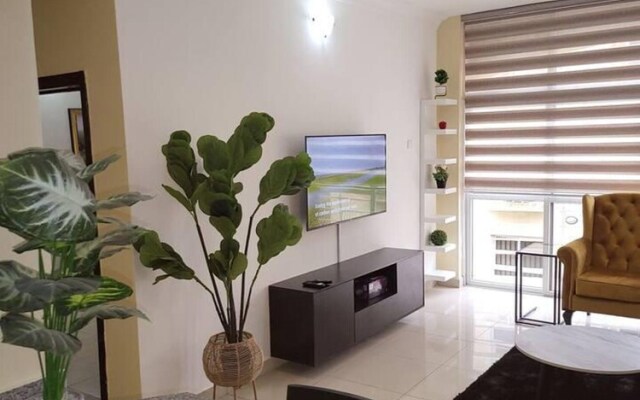 Stylish 2-bed Apartment in Lekki