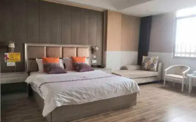 DONGQINGHOTEL