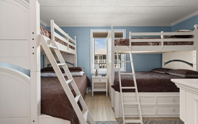 Bimini 105 2 Bedroom Condo by RedAwning