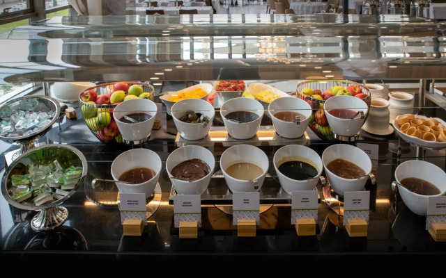 DoubleTree by Hilton Manisa