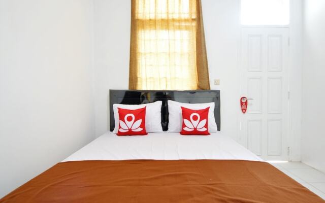 ZEN Rooms Kemang G17 Syariah