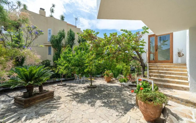 Hauzify I Villa del Castell