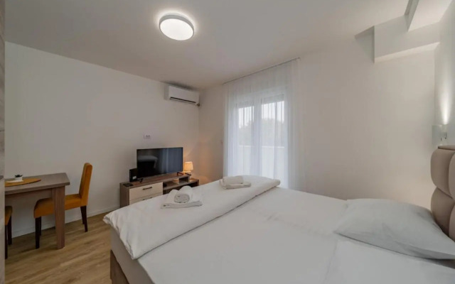 M Apartments