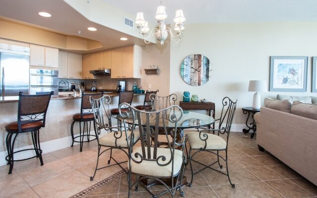 Crb0411 3 Bedroom Condo