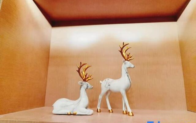 Vienna Hotel Chongqing West Station Square