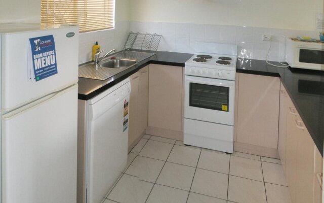 Tradewinds McLeod Holiday Apartments