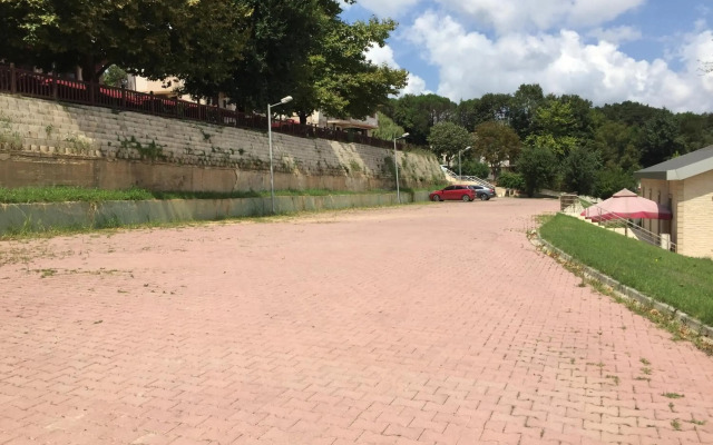 Park Polonezkoy Hotel
