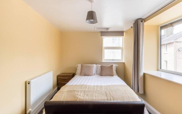 Beautiful 2-bed House in Egremont Milo's Place