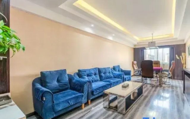 Urban Garden hotel(Yangxian Crested Ibis scenic spotstore)