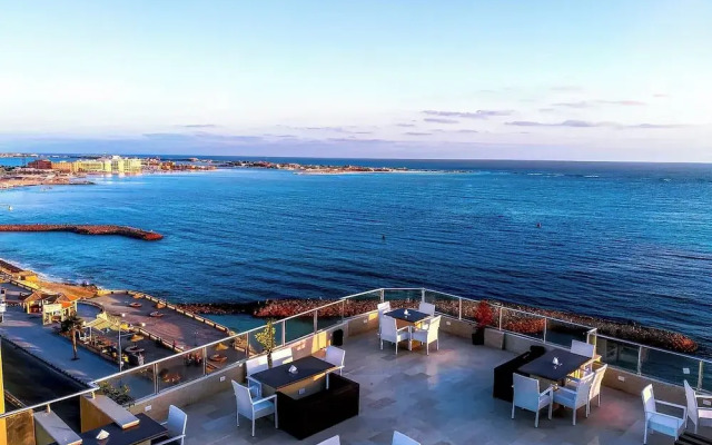 Luxury Apartment 3BR & Full Sea View