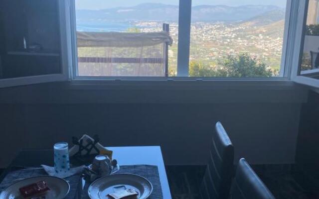 Chalkida Hilltop Apartments