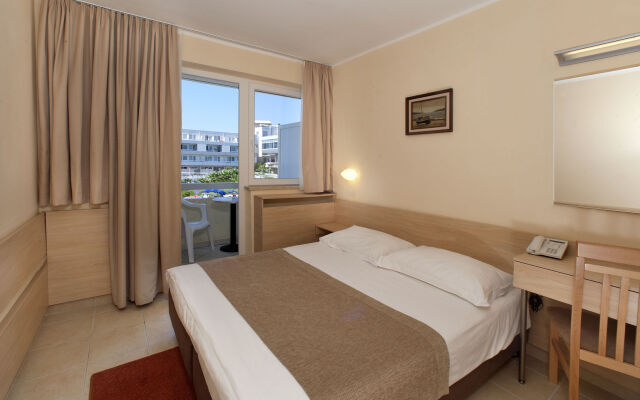 Hotel Delfin Plava Laguna