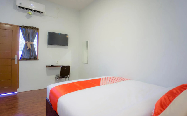 OYO 1811 Citra Anggrek