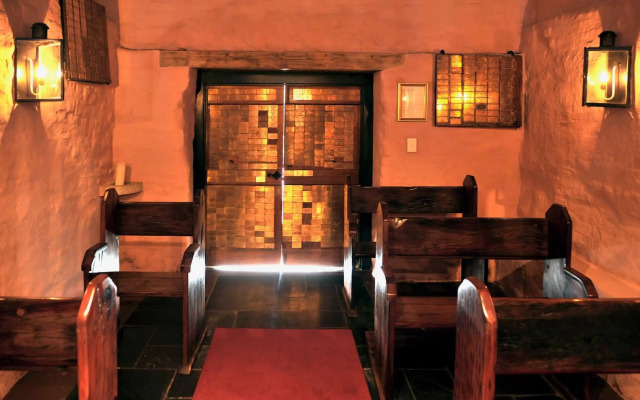 Grande Roche Hotel
