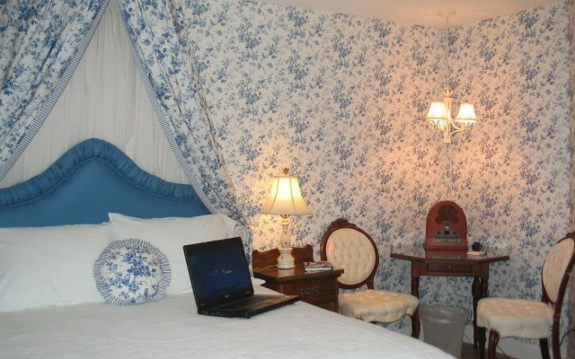 The Inn at Mallard Cove