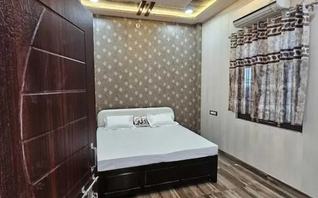 Vinayak Guest House